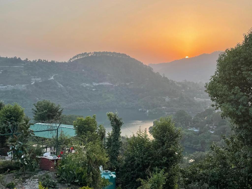 Narayana Lake Hide Out Villa Bhimtal Exterior photo